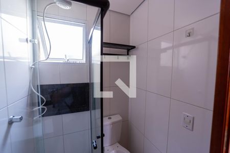 Banheiro de apartamento para alugar com 2 quartos, 42m² em Vila Euthalia, São Paulo