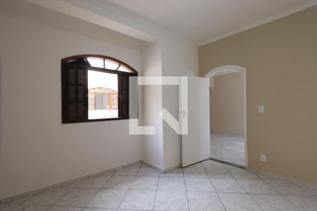 Quarto de casa para alugar com 1 quarto, 70m² em Vila Tolstoi, São Paulo