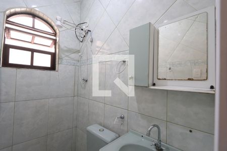 Banheiro de casa para alugar com 1 quarto, 70m² em Vila Tolstoi, São Paulo
