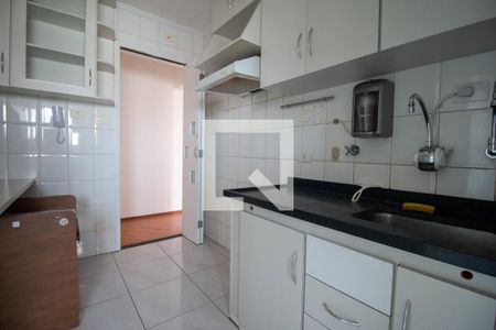 Cozinha de apartamento para alugar com 1 quarto, 70m² em Chácara Santo Antônio (zona Sul), São Paulo