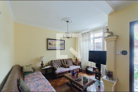 Sala de casa à venda com 3 quartos, 175m² em Vila Mariana, São Paulo