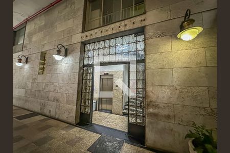 Fachada de kitnet/studio à venda com 1 quarto, 26m² em Centro, Rio de Janeiro
