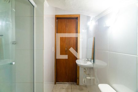 Banheiro de kitnet/studio para alugar com 1 quarto, 40m² em Bosque da Saúde, São Paulo