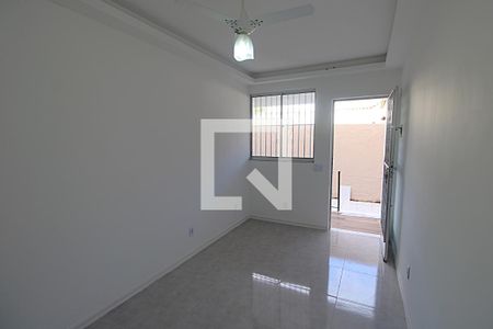Sala de apartamento para alugar com 2 quartos, 51m² em Piedade, Rio de Janeiro