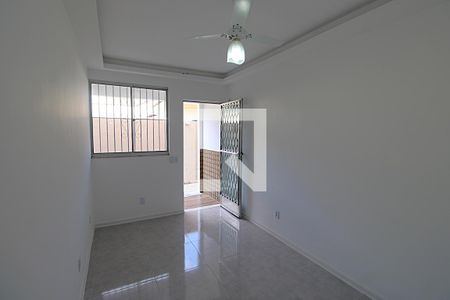 Sala de apartamento para alugar com 2 quartos, 51m² em Piedade, Rio de Janeiro