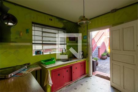 Casa à venda com 3 quartos, 164m² em Vila Clementino, São Paulo