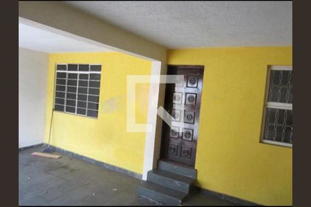 Casa à venda com 3 quartos, 120m² em Limoeiro, São Paulo