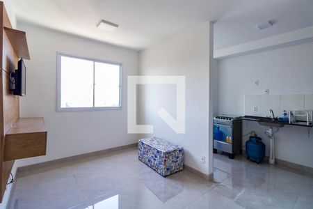 Sala de apartamento para alugar com 2 quartos, 41m² em Parque Arariba, São Paulo