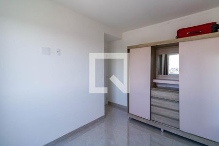 Quarto 1 de apartamento para alugar com 2 quartos, 41m² em Parque Arariba, São Paulo