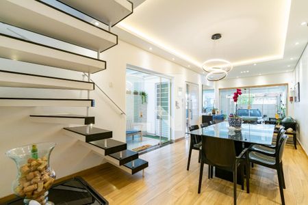 Sala de casa à venda com 3 quartos, 190m² em Jabaquara, São Paulo