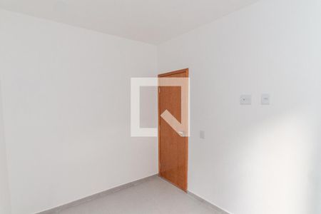 Quarto 1 de apartamento para alugar com 2 quartos, 37m² em Parque Vitoria, São Paulo