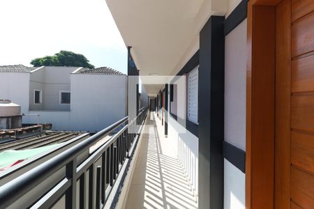 Corredor de apartamento à venda com 2 quartos, 44m² em Parque Vitoria, São Paulo