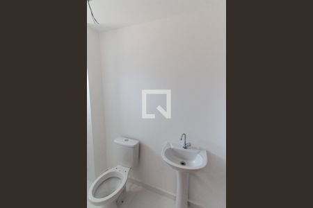 Banheiro da Suíte de apartamento à venda com 2 quartos, 44m² em Parque Vitoria, São Paulo