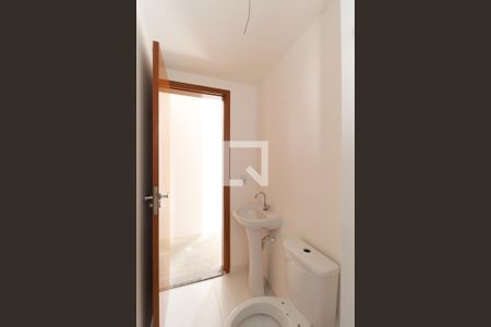 Banheiro de apartamento à venda com 2 quartos, 46m² em Parque Vitoria, São Paulo