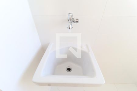 Área de serviço de apartamento à venda com 2 quartos, 46m² em Parque Vitoria, São Paulo
