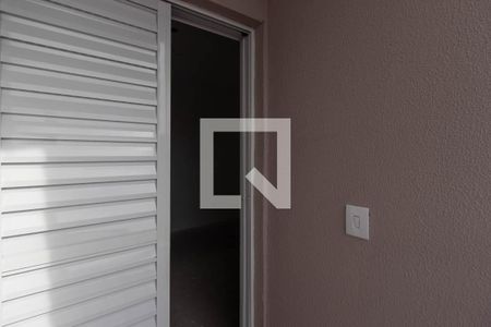 Sacada da suíte de apartamento à venda com 2 quartos, 57m² em Parque Vitoria, São Paulo