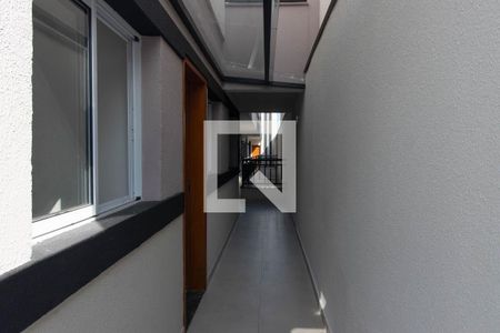 Entrada de apartamento à venda com 2 quartos, 44m² em Parque Vitoria, São Paulo