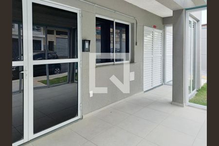 Entrada de kitnet/studio para alugar com 1 quarto, 71m² em Lapa, São Paulo