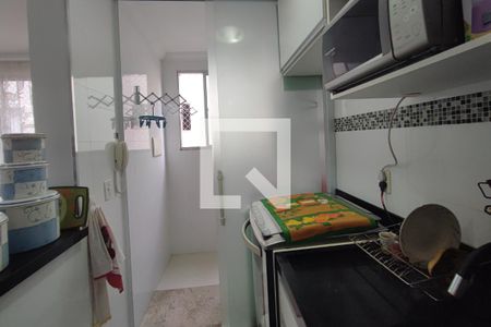 Cozinha de apartamento à venda com 2 quartos, 47m² em Vila Campos Sales, Campinas