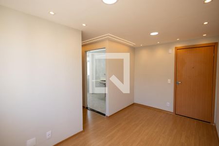 Sala de apartamento para alugar com 2 quartos, 45m² em Campo Grande, Rio de Janeiro