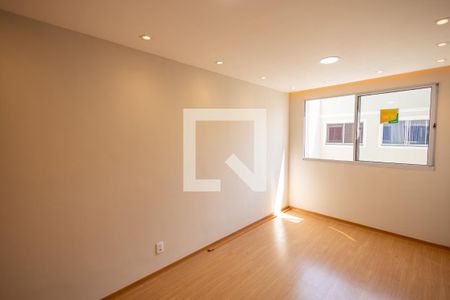 Sala de apartamento para alugar com 2 quartos, 45m² em Campo Grande, Rio de Janeiro