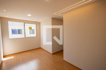 Sala de apartamento para alugar com 2 quartos, 45m² em Campo Grande, Rio de Janeiro