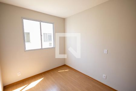 Quarto 1 de apartamento para alugar com 2 quartos, 45m² em Campo Grande, Rio de Janeiro