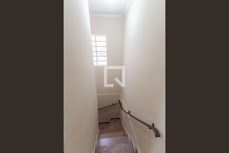 Escada de casa à venda com 4 quartos, 250m² em Vila Medeiros, São Paulo