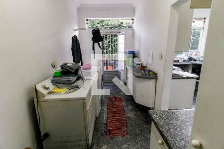 Área de Serviço de casa para alugar com 5 quartos, 800m² em Jardim Leonor, São Paulo
