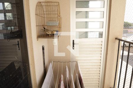 varanda de apartamento para alugar com 3 quartos, 70m² em Parque Oeste Industrial, Goiânia