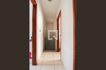 Corredor de casa à venda com 3 quartos, 92m² em Dona Clara, Belo Horizonte