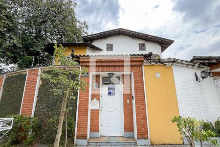 Fachada + plaquinha de casa à venda com 4 quartos, 585m² em Jardim Sao Caetano, São Caetano do Sul