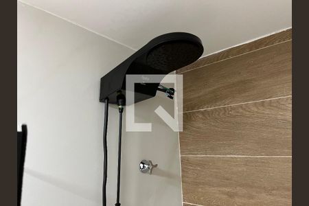 Banheiro de apartamento à venda com 1 quarto, 24m² em Água Branca, São Paulo
