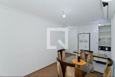 Sala de apartamento para alugar com 3 quartos, 75m² em Picanço, Guarulhos