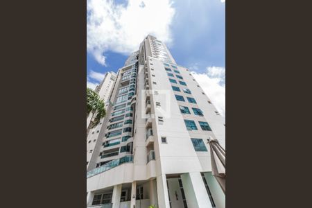 Fachada de apartamento à venda com 3 quartos, 138m² em Alphaville Empresarial, Barueri