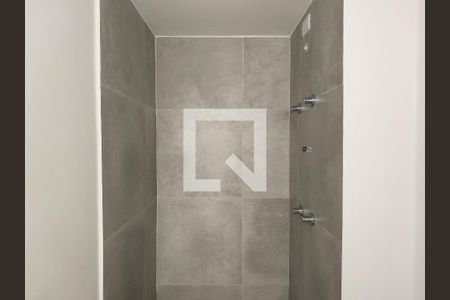 Banheiro de kitnet/studio para alugar com 1 quarto, 33m² em Ipiranga, São Paulo