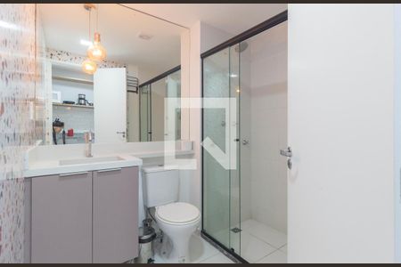 Banheiro de kitnet/studio para alugar com 1 quarto, 29m² em Brás, São Paulo