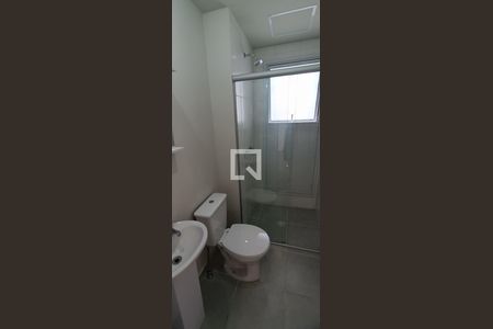 Banheiro de apartamento para alugar com 2 quartos, 90m² em Parque Esplanada, Embu das Artes