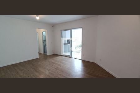 Sala de apartamento para alugar com 2 quartos, 82m² em Parque Esplanada, Embu das Artes