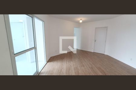 Sala de apartamento para alugar com 2 quartos, 82m² em Parque Esplanada, Embu das Artes