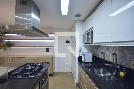 Cozinha de apartamento para alugar com 2 quartos, 70m² em Vila Suzana, São Paulo