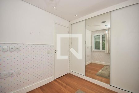 Quarto de apartamento para alugar com 2 quartos, 70m² em Vila Suzana, São Paulo