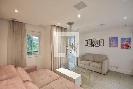 Sala de Tv de apartamento para alugar com 2 quartos, 70m² em Vila Suzana, São Paulo
