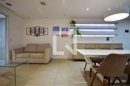 Sala de apartamento para alugar com 2 quartos, 70m² em Vila Suzana, São Paulo