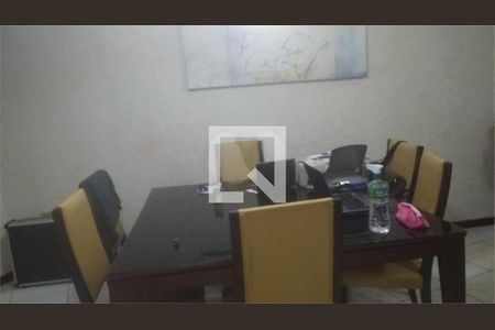 Casa à venda com 5 quartos, 303m² em Vila Guarani, São Paulo