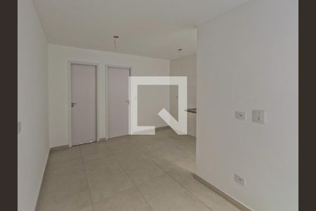 Sala/Cozinha de apartamento à venda com 1 quarto, 30m² em Vila Pereira Cerca, São Paulo