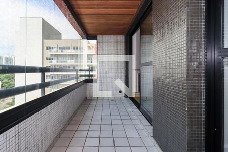 Varanda da Sala de apartamento à venda com 4 quartos, 131m² em Vila Andrade, São Paulo