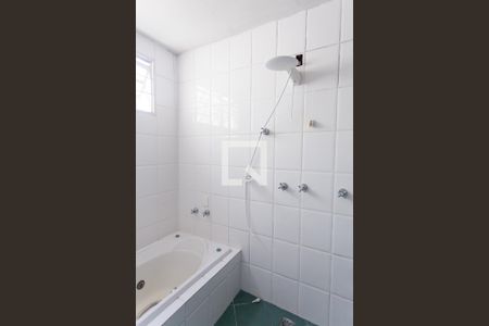 Banheiro da Suíte de casa à venda com 5 quartos, 212m² em Jardim das Americas, Nova Lima