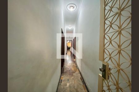 Corredor de casa para alugar com 4 quartos, 1147m² em Engenho de Dentro, Rio de Janeiro