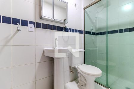 Banheiro de kitnet/studio para alugar com 1 quarto, 33m² em Santa Ifigênia, São Paulo